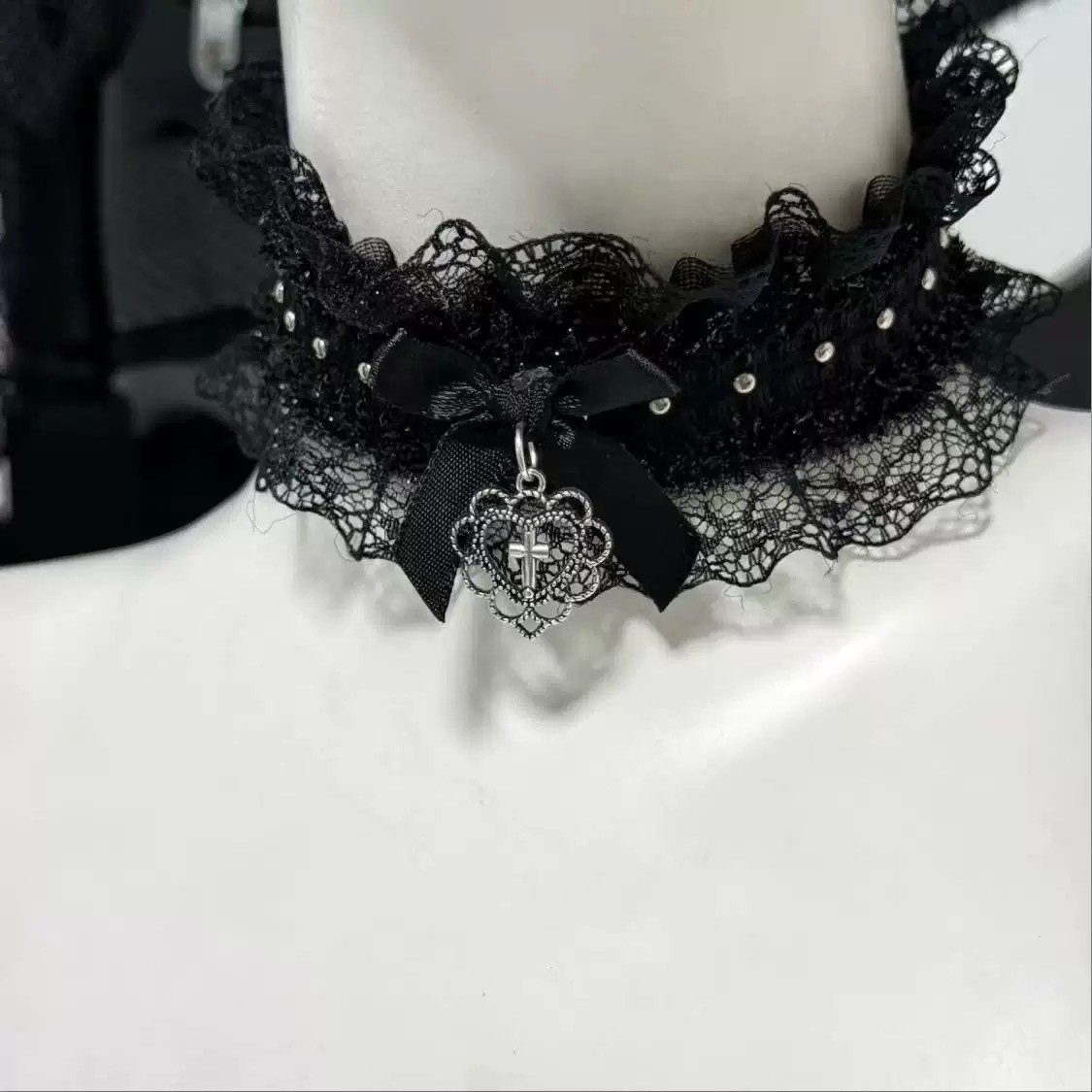 Goth Black Lace Choker with Bo - Magnetic Clasp Cosplay ulasan dan harga