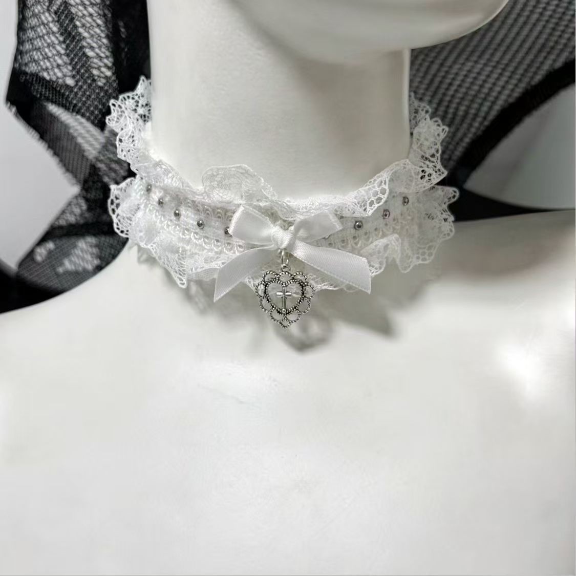 Goth Black Lace Choker with Bo - Magnetic Clasp Cosplay ulasan dan harga